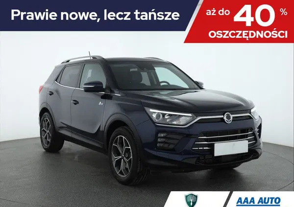 samochody osobowe SsangYong Korando cena 105001 przebieg: 12155, rok produkcji 2022 z Torzym